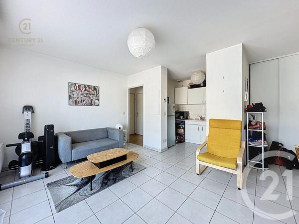 Appartement F2 à vendre  2 pièces - 39,65 m 2   CORBAS  - 69