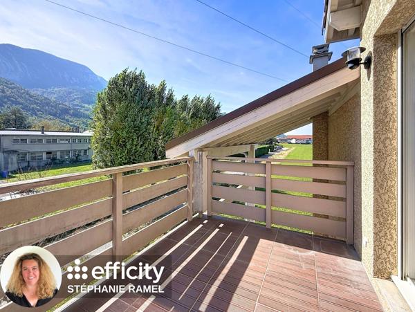 Appartement
         3 pièces
        - 60 m² 189 000 € *