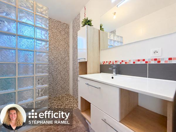 Appartement
         3 pièces
        - 60 m² 189 000 € *