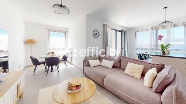 Appartement
         4 pièces
        - 80 m² 350 000 € *