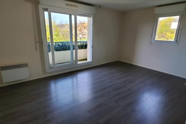 Joli appartement à 3 minutes à pied de la gare