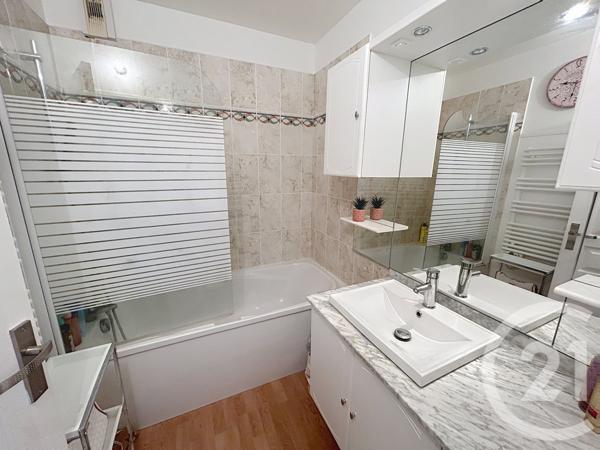 Appartement F3 à vendre  3 pièces - 64,30 m2 EPERNAY - 51