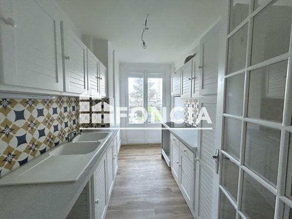 Location Appartement 3 pièces 73.79 m² - La Rochelle 17000