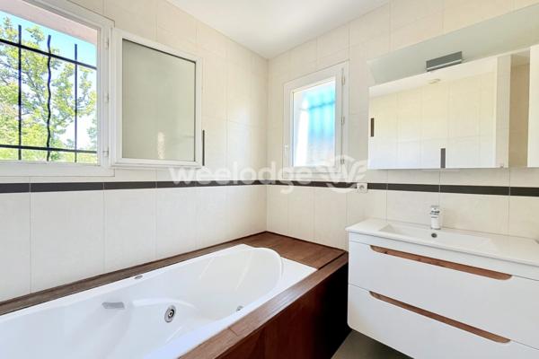 Maison à vendre 6 pièces de 145 m² à Les Adrets-de-l'Estérel