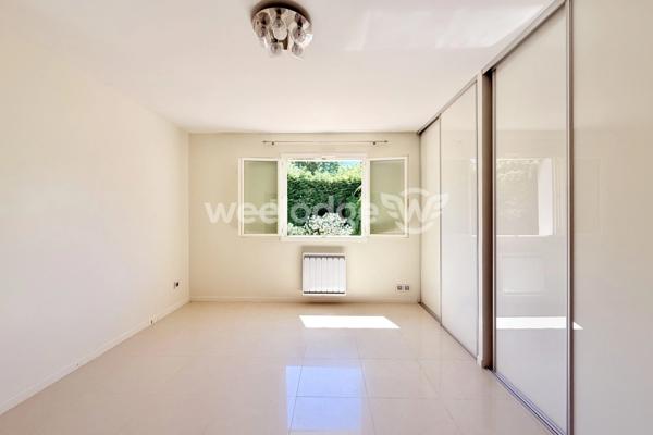 Maison à vendre 6 pièces de 145 m² à Les Adrets-de-l'Estérel