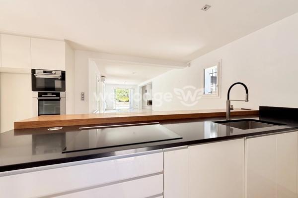 Maison à vendre 6 pièces de 145 m² à Les Adrets-de-l'Estérel