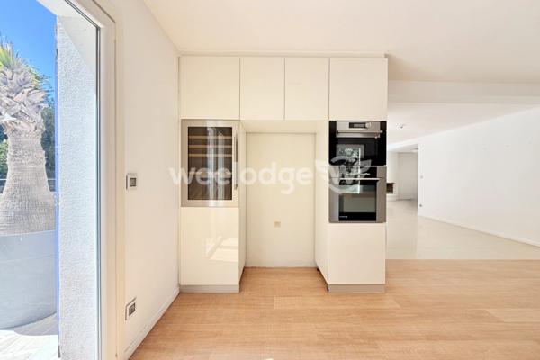 Maison à vendre 6 pièces de 145 m² à Les Adrets-de-l'Estérel