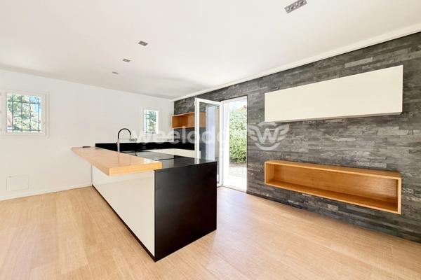 Maison à vendre 6 pièces de 145 m² à Les Adrets-de-l'Estérel