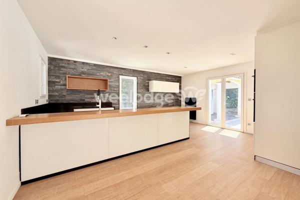 Maison à vendre 6 pièces de 145 m² à Les Adrets-de-l'Estérel