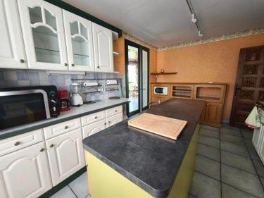 Maison à vendre à Glénat dans le Cantal (15150), ref : 059-2061