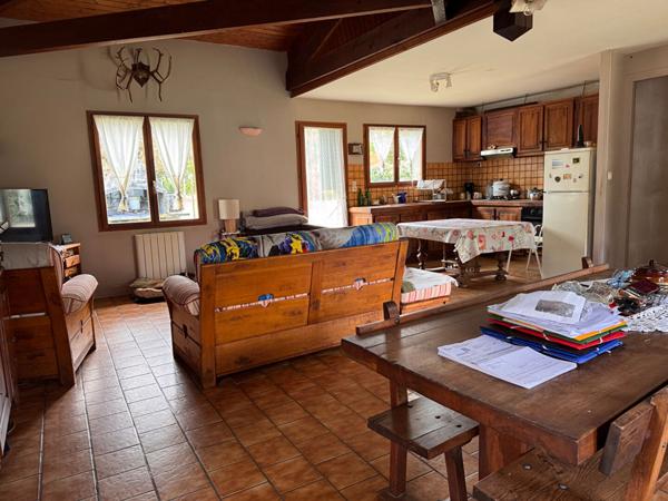 Maison à rénover proche St André de Cubzac sur 2300m2 de terrain , Saint andre de cubzac Maison à rénover proche St André de Cubzac sur 2300m2 de terrain , Saint andre de cubzac