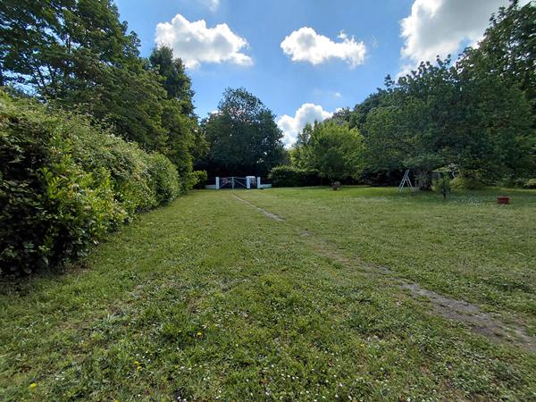 Maison à rénover proche St André de Cubzac sur 2300m2 de terrain , Saint andre de cubzac Maison à rénover proche St André de Cubzac sur 2300m2 de terrain , Saint andre de cubzac