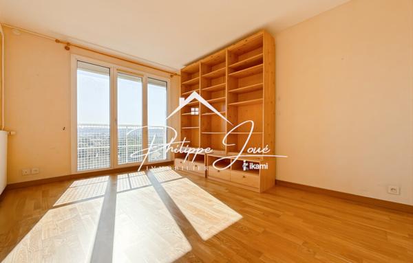 Appartement 4 pièces de 86 m2 à Sens (89100)