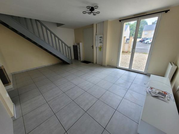 Maison  à louer Penchard 4 pièce(s) 80 m2