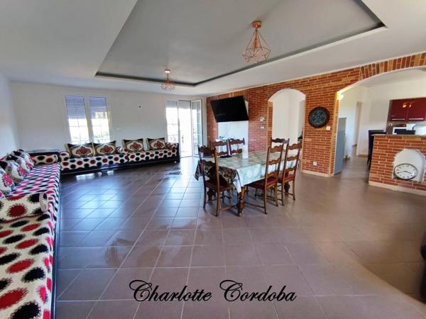 Maison familiale de 233 m² avec appartement indépendant – 2000m² de terrain – Feugarolles, proche canal et A62