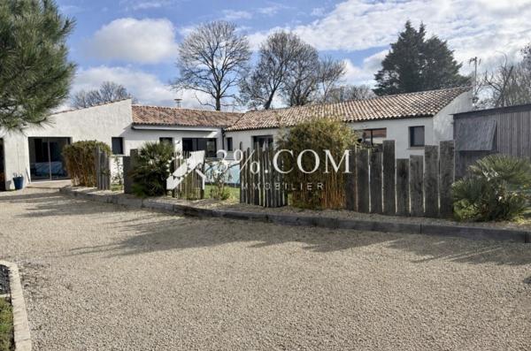 Maison 6 pièce(s) 4 chambre(s) 180 m²