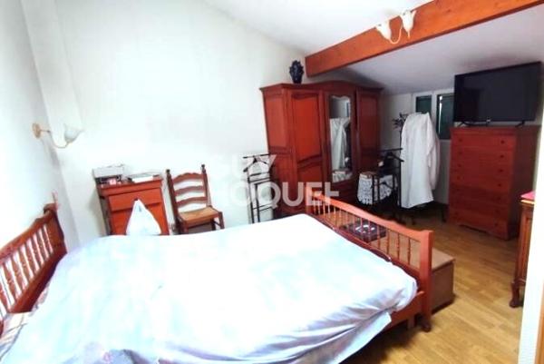 APPARTEMENT À VENDRE DE 4 PIÈCES DE 122,00 M²