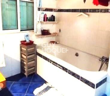 APPARTEMENT À VENDRE DE 4 PIÈCES DE 122,00 M²