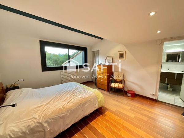 Maison avec étang en plein centre de Dompierre