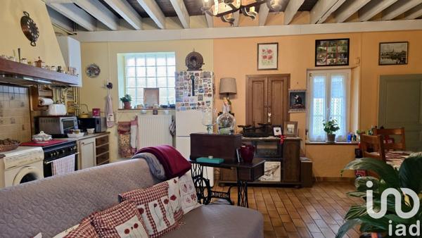 Maison de village 3 pièces de 85 m² à Bueil (27730)