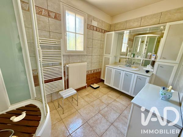 Maison à vendre 11 pièces 280 m² Cosne-Cours-sur-Loire