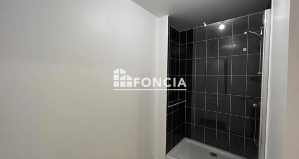 Location Appartement 2 pièces 42.82 m² - Châtenay-malabry 92290