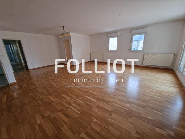 Appartement a vendre Periers 5 pièce(s)