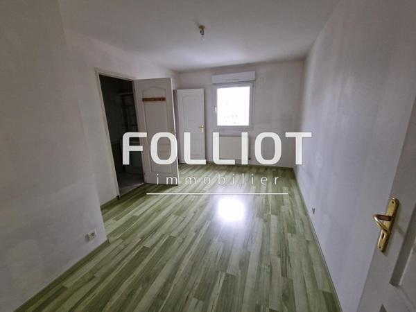 Appartement a vendre Periers 5 pièce(s)
