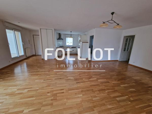 Appartement a vendre Periers 5 pièce(s)