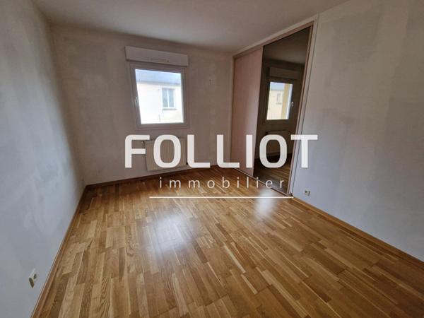 Appartement a vendre Periers 5 pièce(s)
