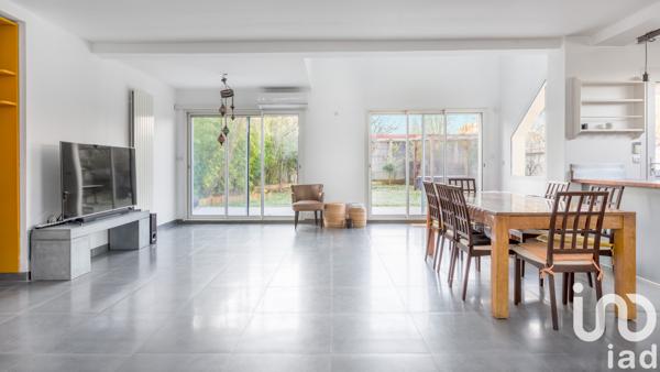 Maison à vendre 7 pièces 250 m² Saint-Maur-des-Fossés