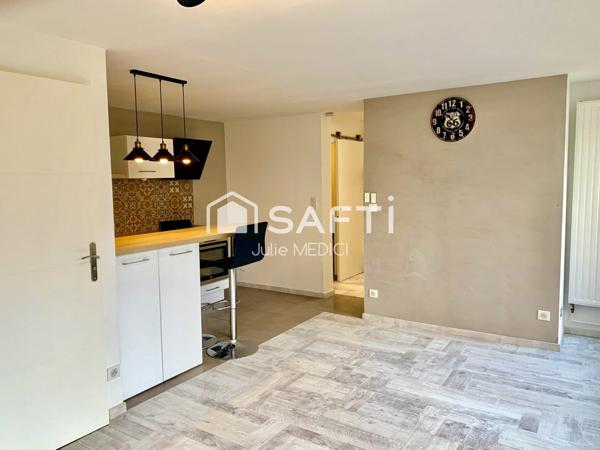 Charmant et  lumineux ! Le calme en ville !