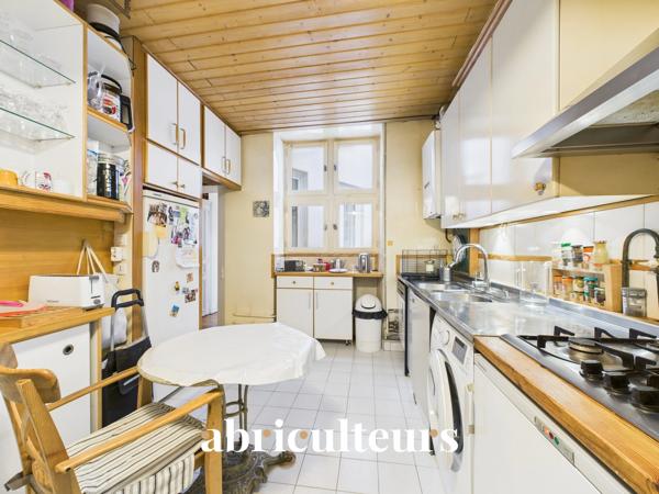 Vaste appartement de charme, Élégance parisienne 130 m², 5 pièces Paris 10 (Porte Saint-Denis)