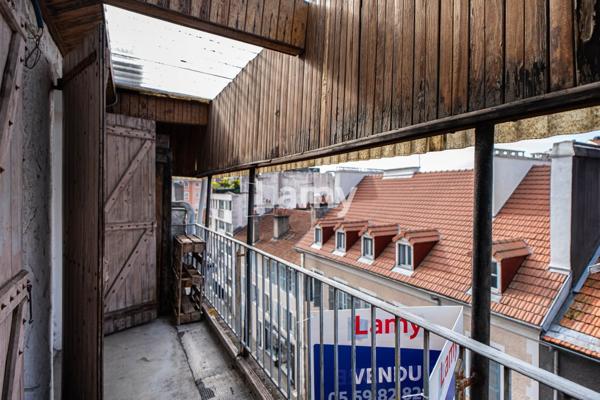 T3 quartier halles avec 2 balcons
