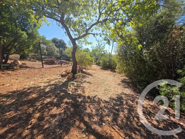 Terrain à vendre  1650 m 2   LORGUES  - 83