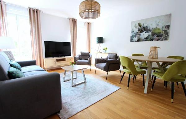 Vente                                                      Appartement
                        
                     2 pièces                      42 m2                     à Chessy