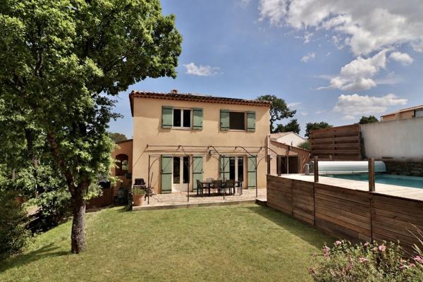 Saint Maximin maison T6 145m2 terrain 1200m2