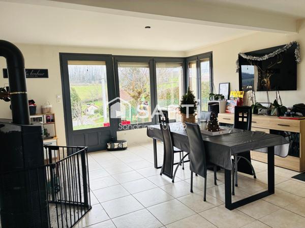 Maison lumineuse et confortable