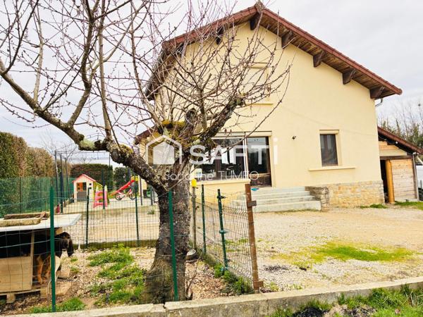 Maison lumineuse et confortable