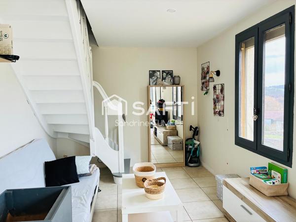 Maison lumineuse et confortable