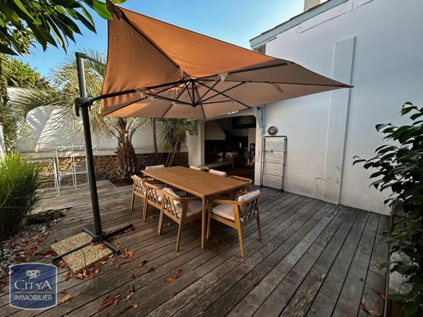 Maison à louer 6 pièces 198.94m² Mont-de-Marsan (40000)