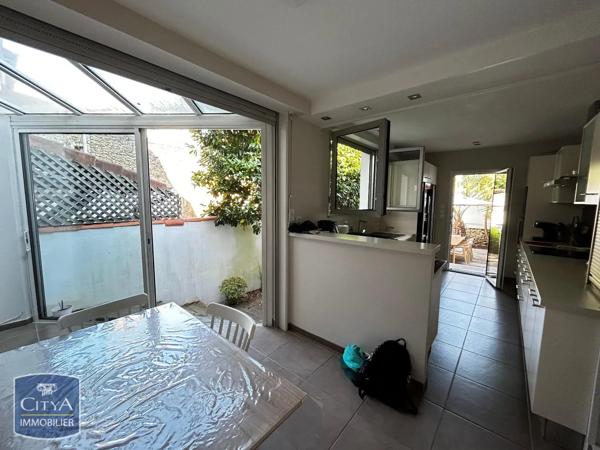 Maison à louer 6 pièces 198.94m² Mont-de-Marsan (40000)