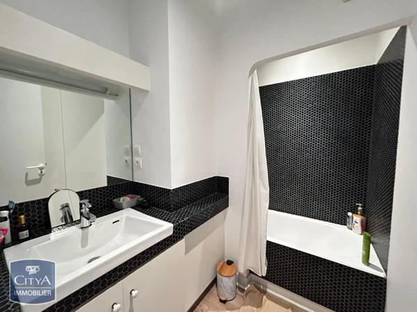 Maison à louer 6 pièces 198.94m² Mont-de-Marsan (40000)