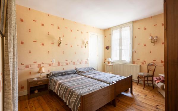 Maison à vendre    6 pièces •  Mugron