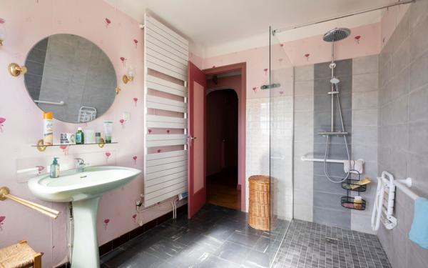 Maison à vendre    6 pièces •  Mugron