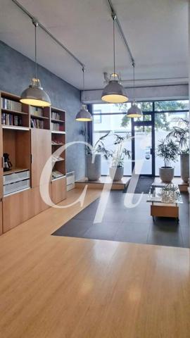 Vente Bureaux300 m² - SURESNES (92150)