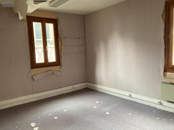 Immeuble à vendre à Elbeuf en Seine-Maritime (76500), ref : 76025-155