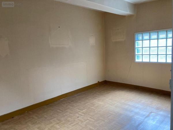 Immeuble à vendre à Elbeuf en Seine-Maritime (76500), ref : 76025-155