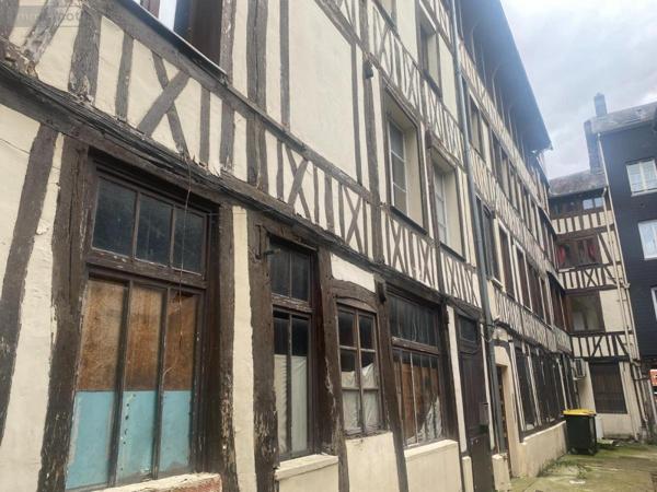 Immeuble à vendre à Elbeuf en Seine-Maritime (76500), ref : 76025-155