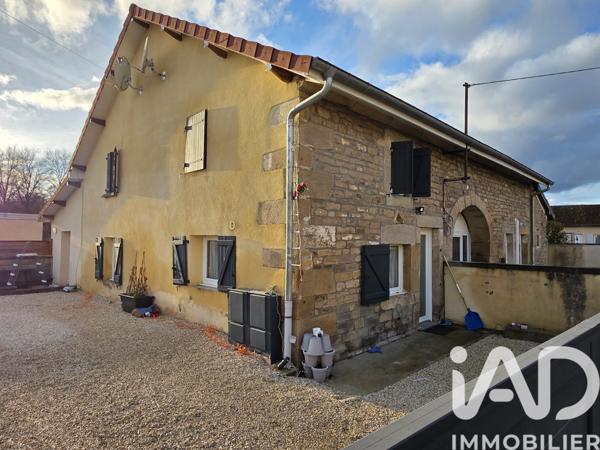 Immeuble à vendre 210 m² Lantenot